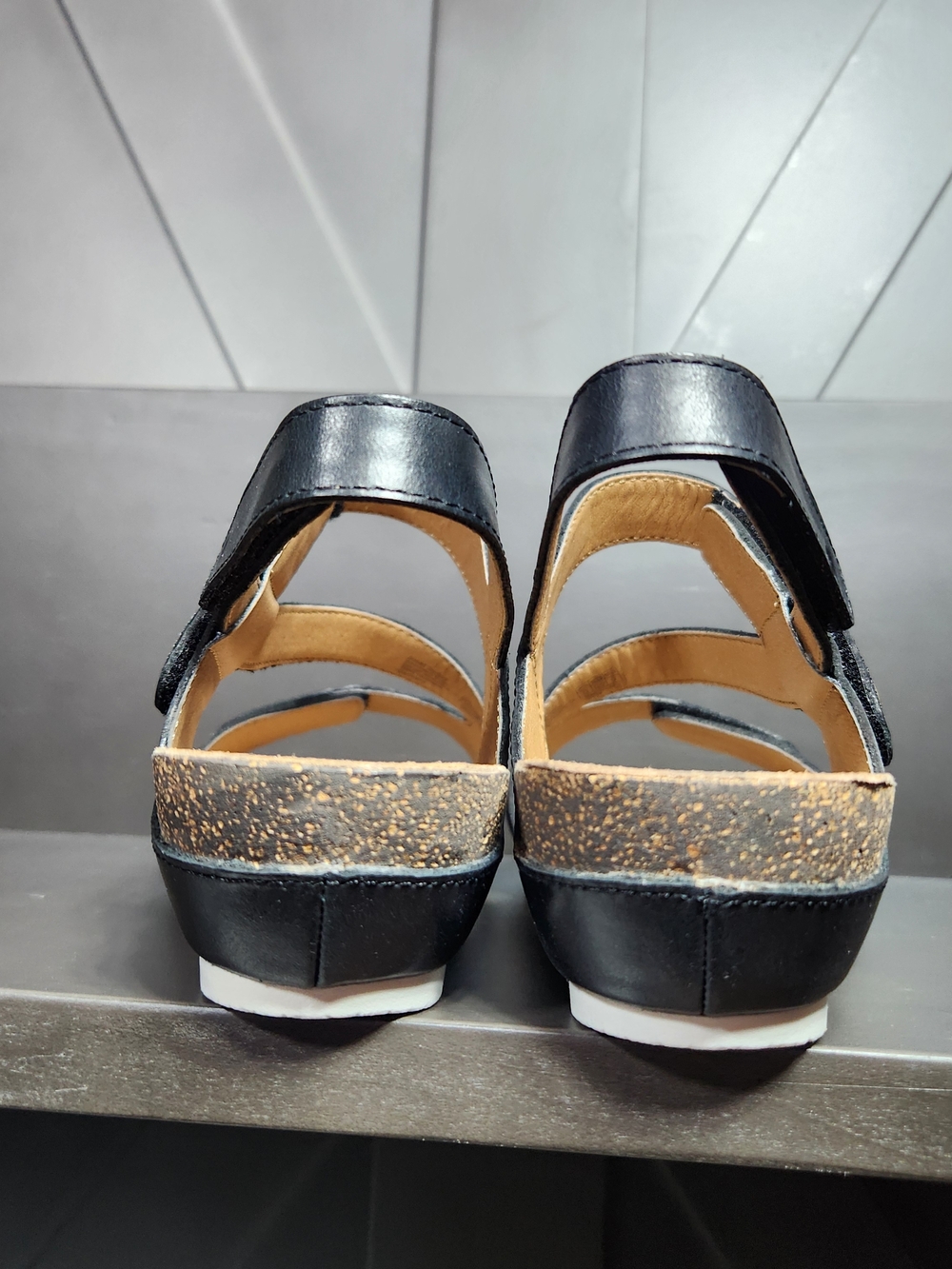 Josef Seibel Comfort Leather Strappy Black Women’s EU 40 US 9 Sandal - Picture 9 of 9